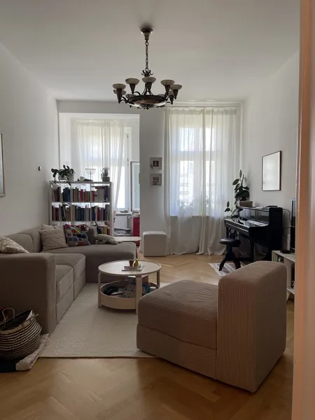 Zwischenmiete: Möblierte 3-Zimmer-Altbauwohnung direkt am Rathaus Steglitz — photo 1